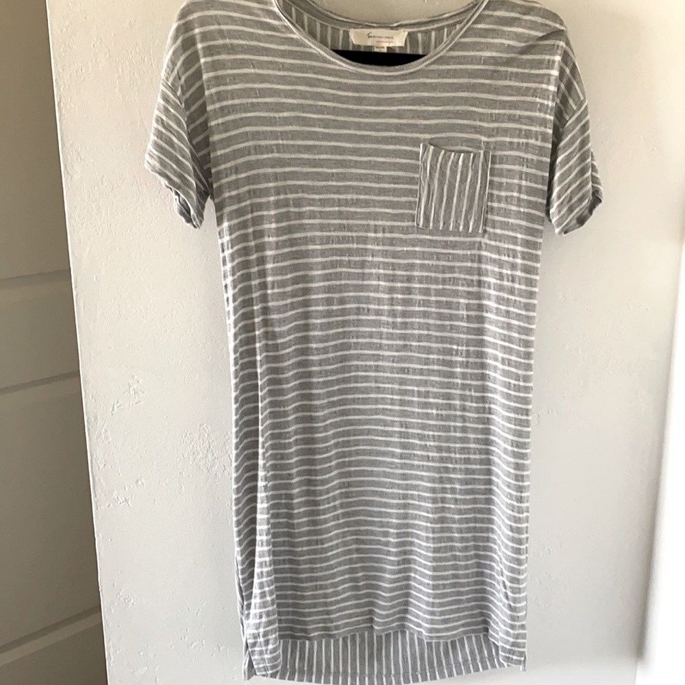 Vince Camuto t-shirt dress